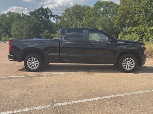 Used 2022 Chevrolet Silverado 1500 RST AWD/4WD image 3