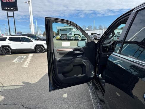 New 2026 GMC Sierra 1500 Denali w/ Denali Reserve Package image 15