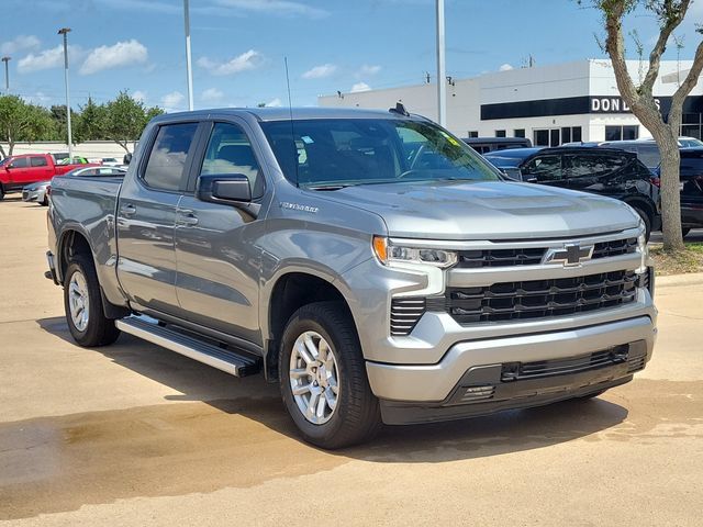 Used 2026 Chevrolet Silverado 1500 RST AWD/4WD image 2