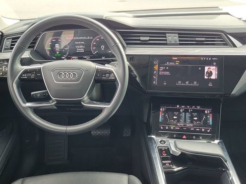 Certified 2024 Audi Q8 e-tron Premium Plus AWD/4WD image 20