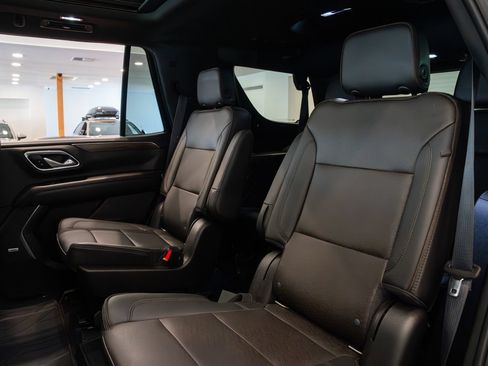 Used 2021 Chevrolet Tahoe High Country w/ Premium Package AWD/4WD image 23