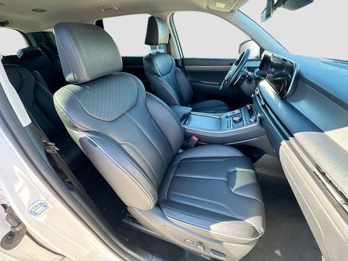 Used 2024 Hyundai Palisade SEL image 25