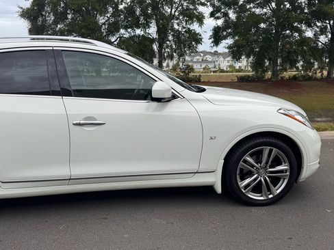 Used 2015 INFINITI QX50 AWD image 32