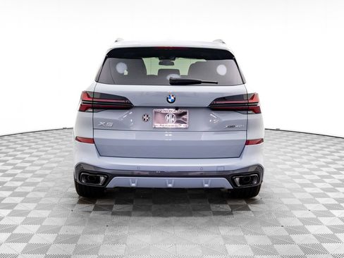 Used 2026 BMW X5 xDrive40i w/ M Sport Package image 5