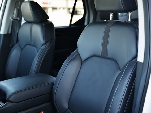 Certified 2025 Honda Pilot EX-L image 22