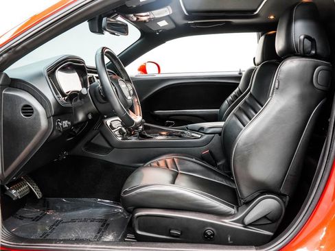 Used 2023 Dodge Challenger SRT Hellcat w/ Driver Convenience Group RWD image 16