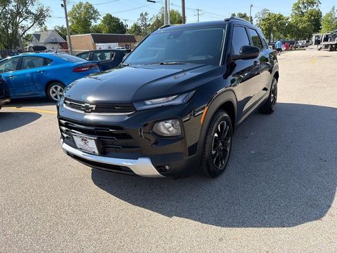 Used 2021 Chevrolet TrailBlazer LT w/ Convenience Package FWD image 4
