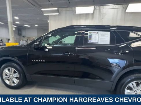 Used 2022 Chevrolet Blazer LT FWD image 6