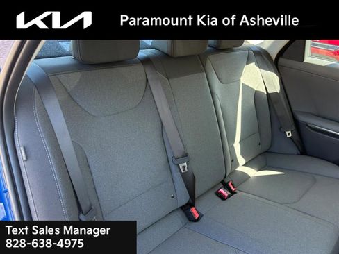 New 2025 Kia K4 LXS image 20