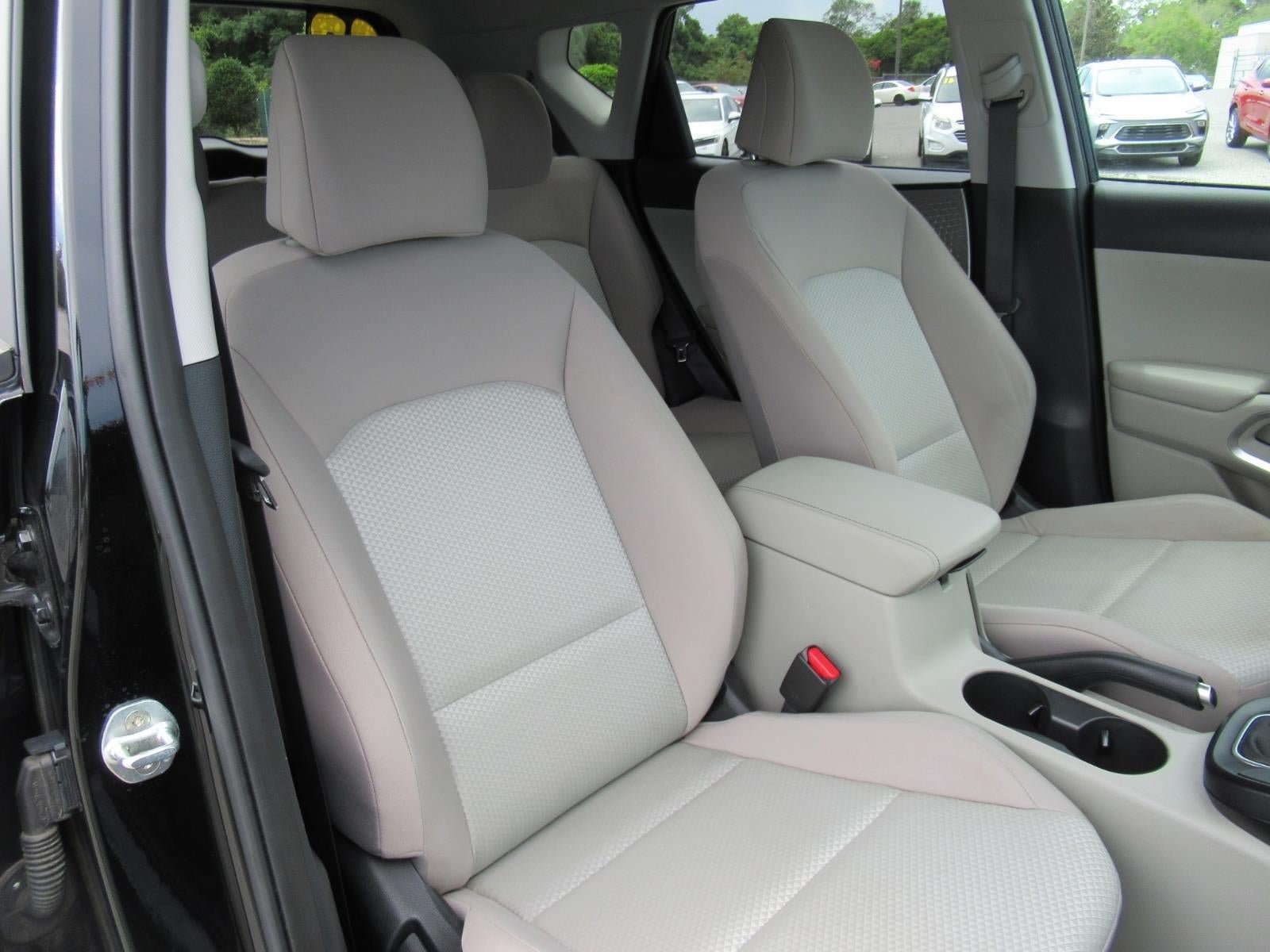 Used 2022 Kia Soul LX w/ Technology Package FWD image 9