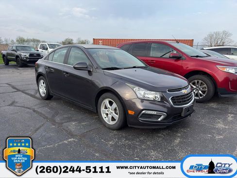 Used 2016 Chevrolet Cruze LT image 1