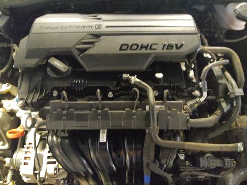 Used 2022 Hyundai Elantra SEL w/ Preferred Accessory Package FWD image 30