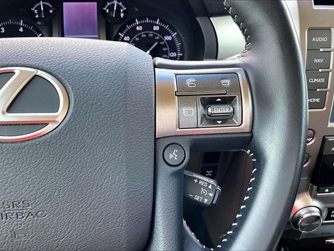 Used 2019 Lexus GX 460 Premium AWD/4WD image 25
