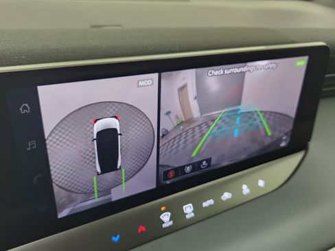 New 2026 Nissan Leaf w/ Floor Mat Package (S+) FWD image 20