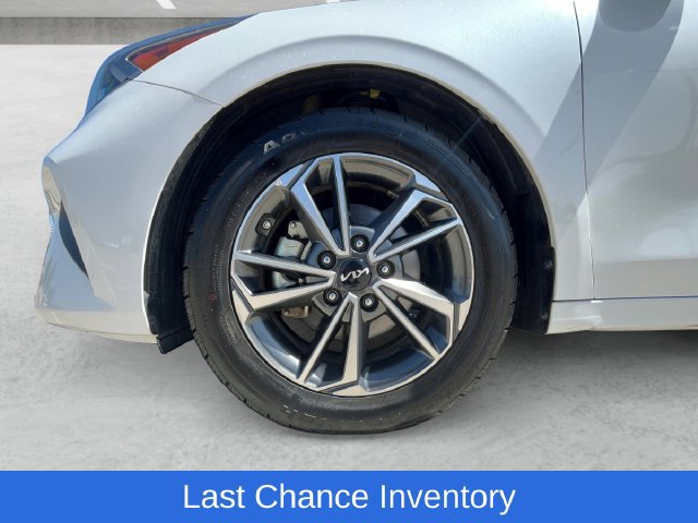 Used 2022 Kia Forte LXS FWD image 23