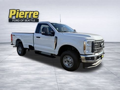 New 2026 Ford F250 XL w/ XL Chrome Package image 6