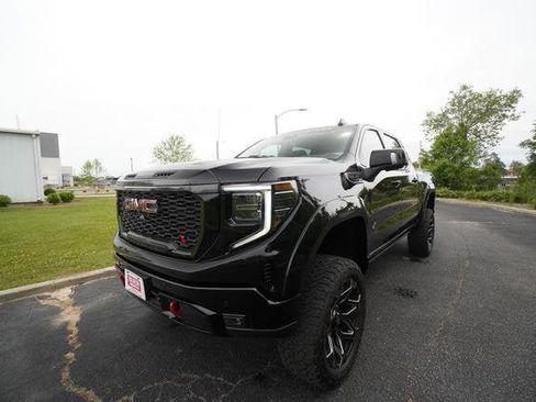 New 2026 GMC Sierra 1500 AT4 w/ AT4 Premium Package AWD/4WD image 7
