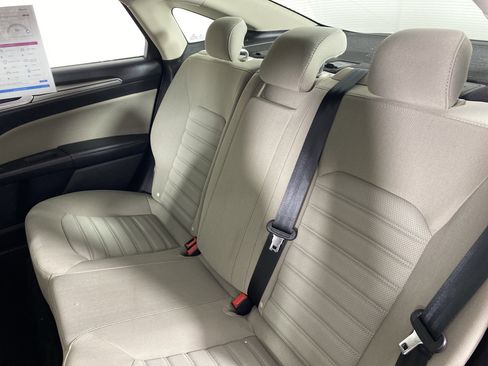 Used 2018 Ford Fusion S FWD image 29