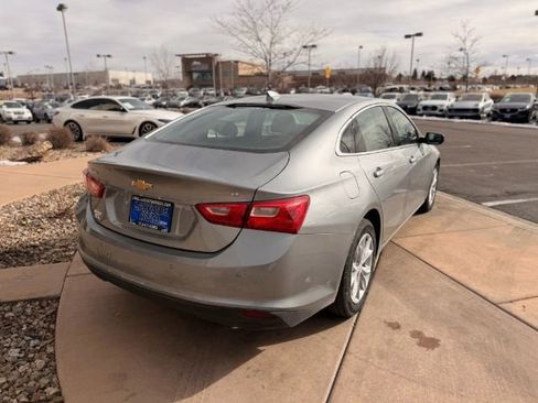 Used 2025 Chevrolet Malibu LT FWD image 8