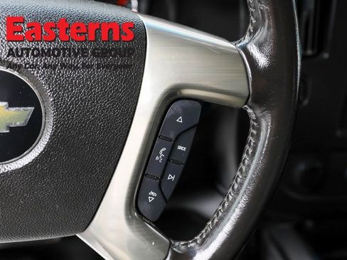 Used 2018 Chevrolet Express 2500 w/ Enhanced Convenience Package image 16