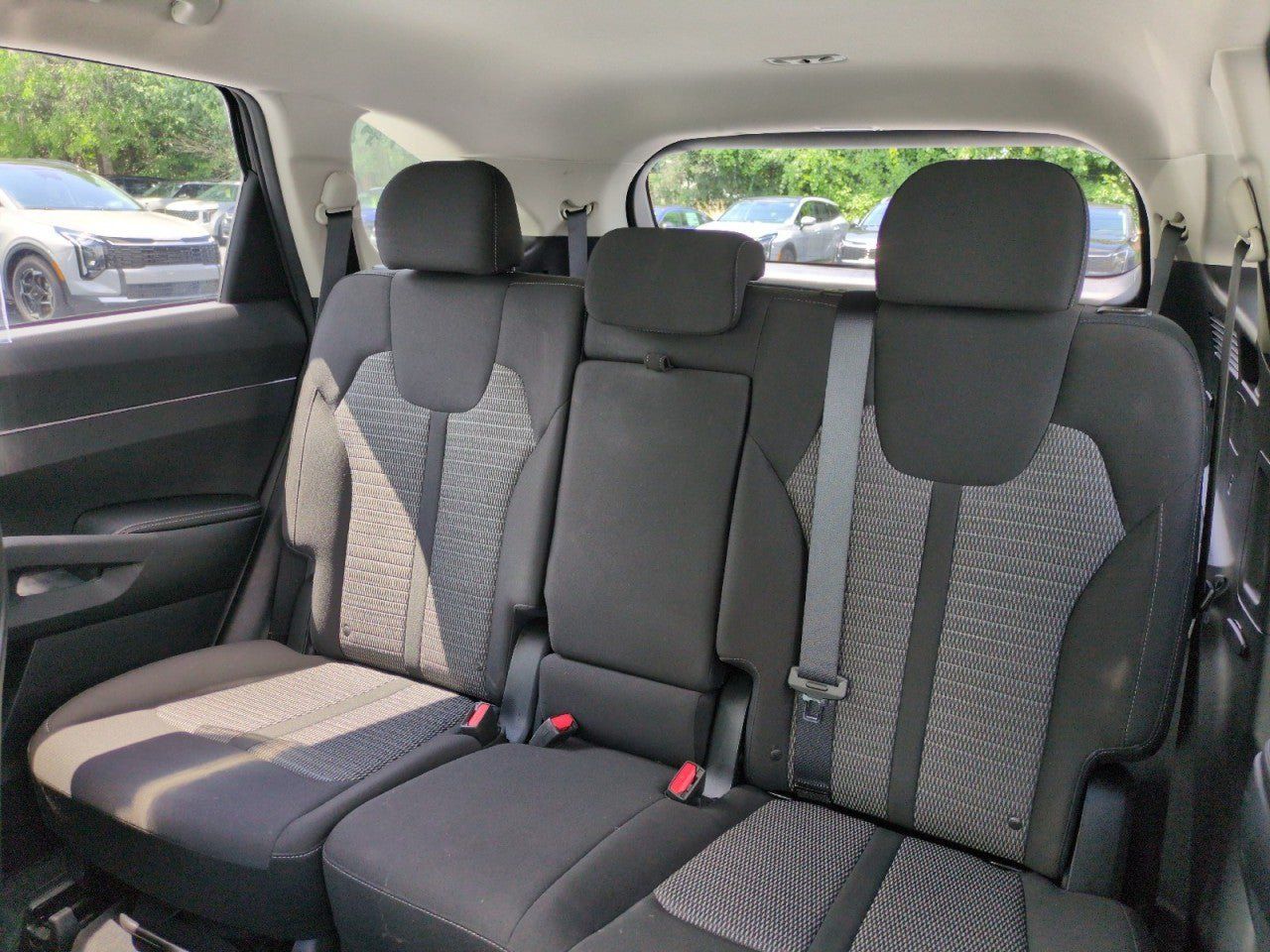 Certified 2023 Kia Sorento LX FWD image 23