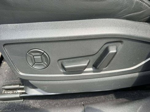 Used 2023 Audi Q3 2.0T Premium w/ Convenience Package AWD/4WD image 22