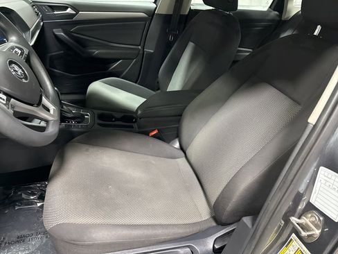 Used 2021 Volkswagen Jetta S image 17