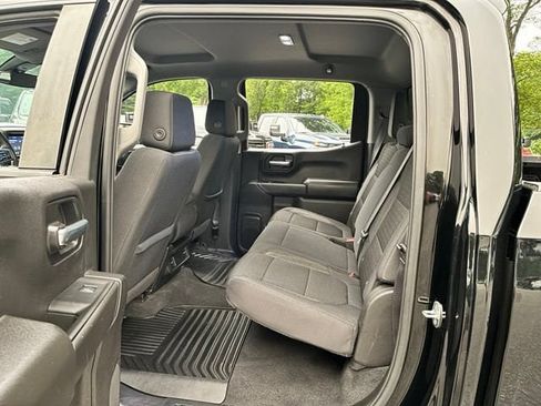 Used 2022 Chevrolet Silverado 1500 Custom w/ LPO, Dark Essentials Package AWD/4WD image 17