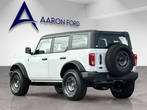 New 2025 Ford Bronco Base w/ Sasquatch Package image 3