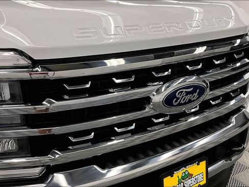 Used 2024 Ford F250 Lariat w/ FX4 Off-Road Package AWD/4WD image 33