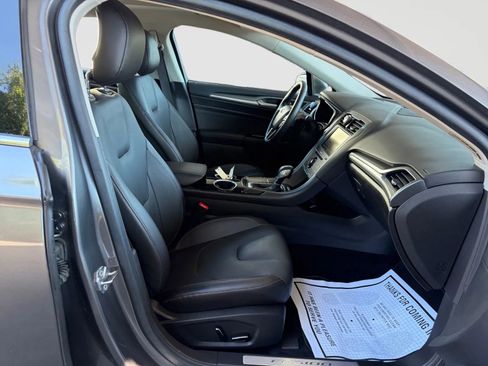 Used 2013 Ford Fusion Titanium w/ Titanium Driver Assist Pkg AWD/4WD image 20