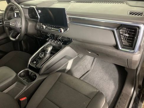 Used 2025 GMC Canyon Elevation AWD/4WD image 9