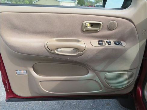 Used 2002 Toyota Tundra SR5 image 11