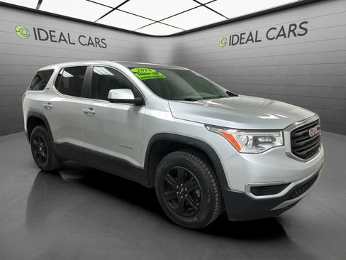 Used 2018 GMC Acadia SLE FWD image 3