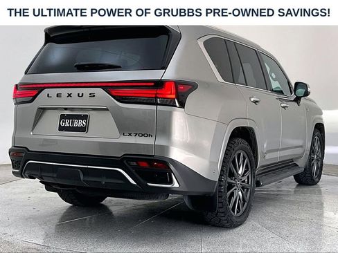Used 2025 Lexus LX 700h F Sport AWD/4WD image 2