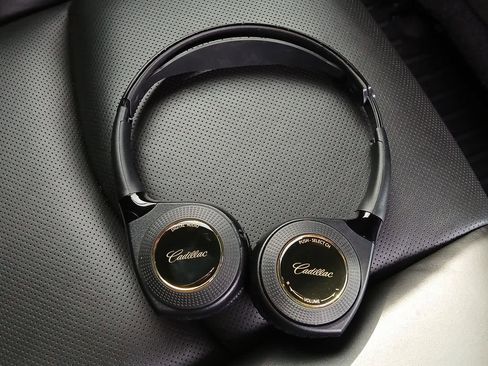 Used 2020 Cadillac Escalade Platinum image 73