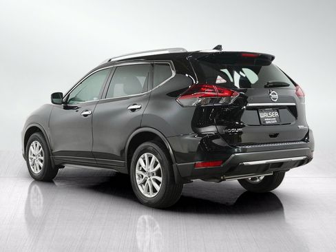 Used 2020 Nissan Rogue SV AWD/4WD image 3