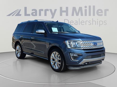 Used 2018 Ford Expedition Platinum AWD/4WD image 7