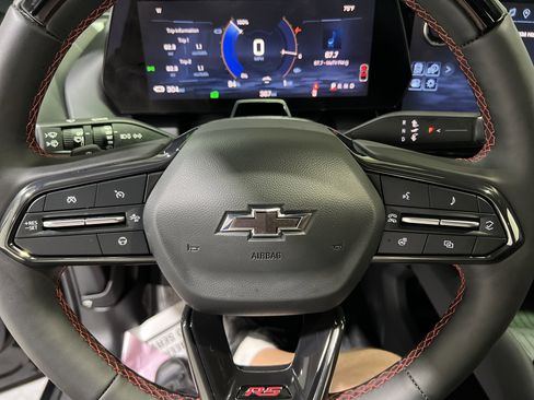 Certified 2024 Chevrolet Equinox EV RS image 21