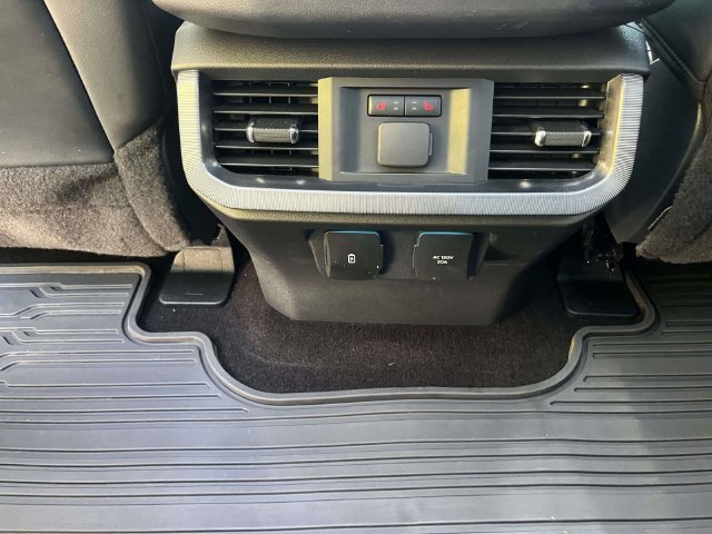 Certified 2021 Ford F150 Platinum w/ Equipment Group 701A High AWD/4WD image 17