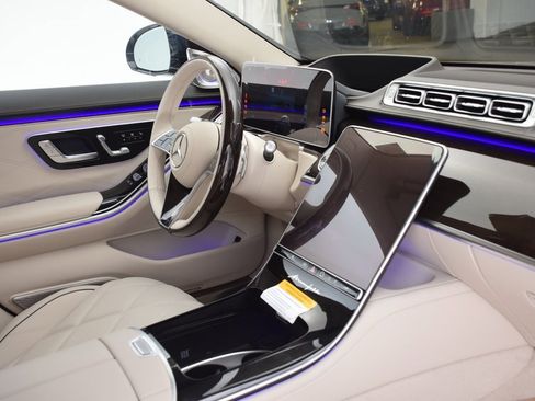New 2026 Mercedes-Benz Maybach S 680 4MATIC image 15