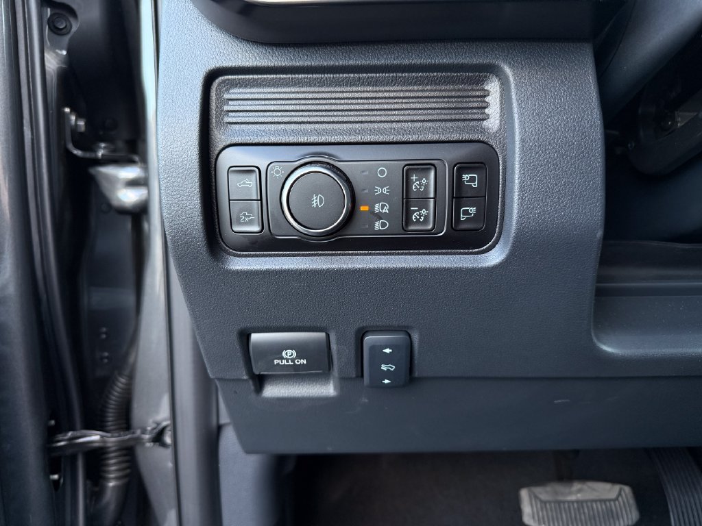 Used 2026 Ford F350 Lariat AWD/4WD image 47