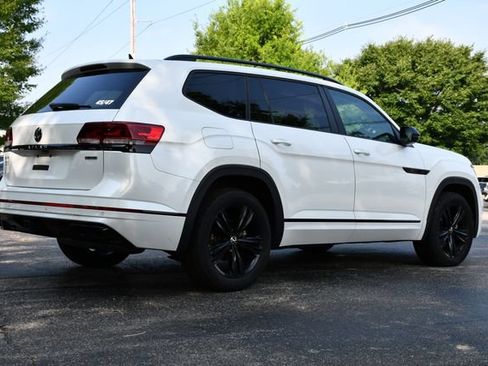 Used 2022 Volkswagen Atlas SEL R-Line AWD/4WD image 6