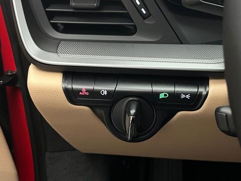 Used 2024 Porsche 911 Carrera S image 27