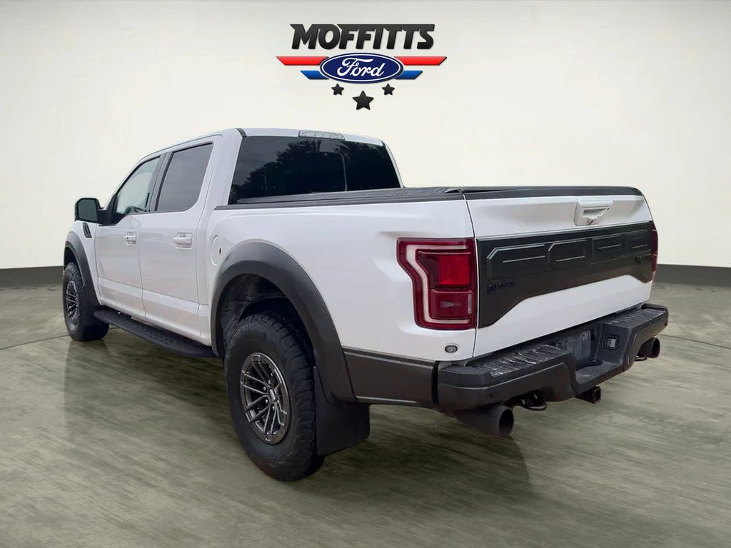 Used 2018 Ford F150 Raptor w/ Equipment Group 802A Luxury AWD/4WD image 3