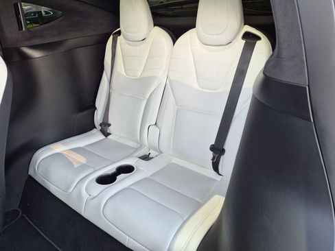 Used 2020 Tesla Model X Long Range AWD/4WD image 31