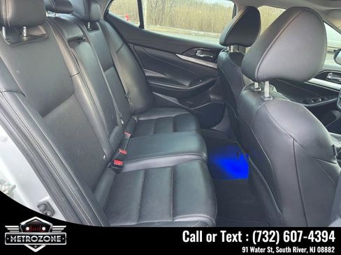 Used 2017 Nissan Maxima 3.5 SL image 19