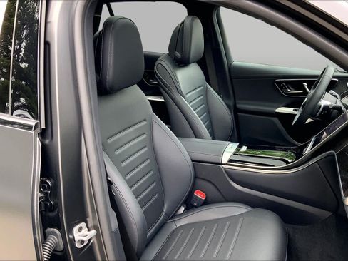 Certified 2024 Mercedes-Benz GLC 300 4MATIC image 8