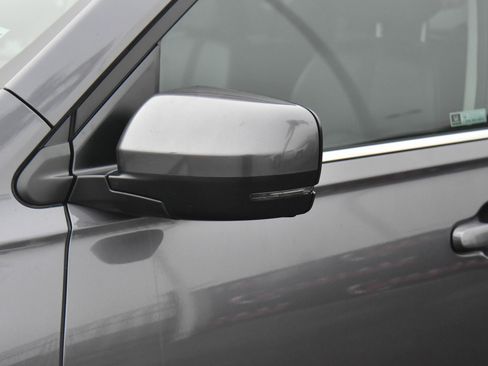 Used 2024 Honda Pilot EX-L image 13