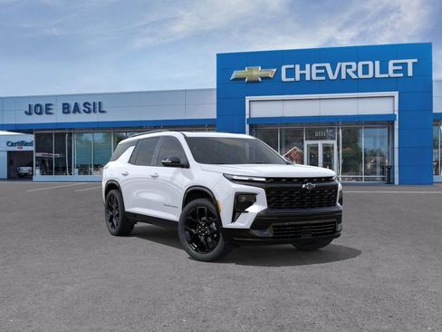 New 2026 Chevrolet Traverse RS w/ LPO, Floor Liner Package AWD/4WD image 1